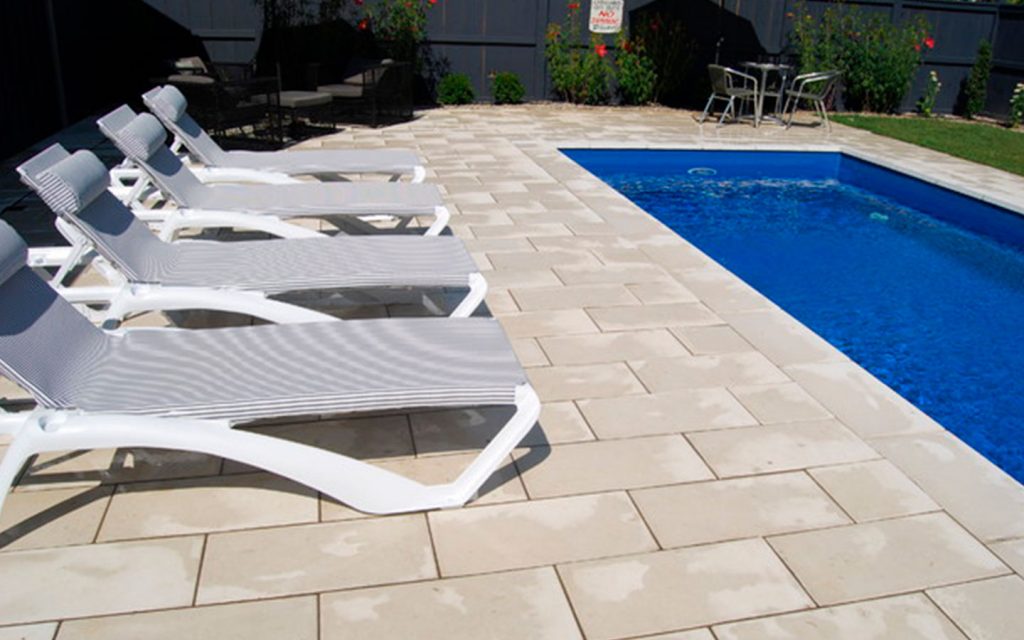 how to install paver coping on a fiberglass pool
