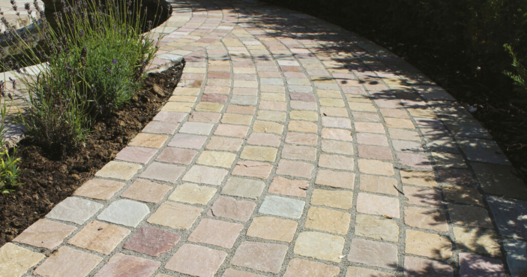 How to cool pavers during the summer