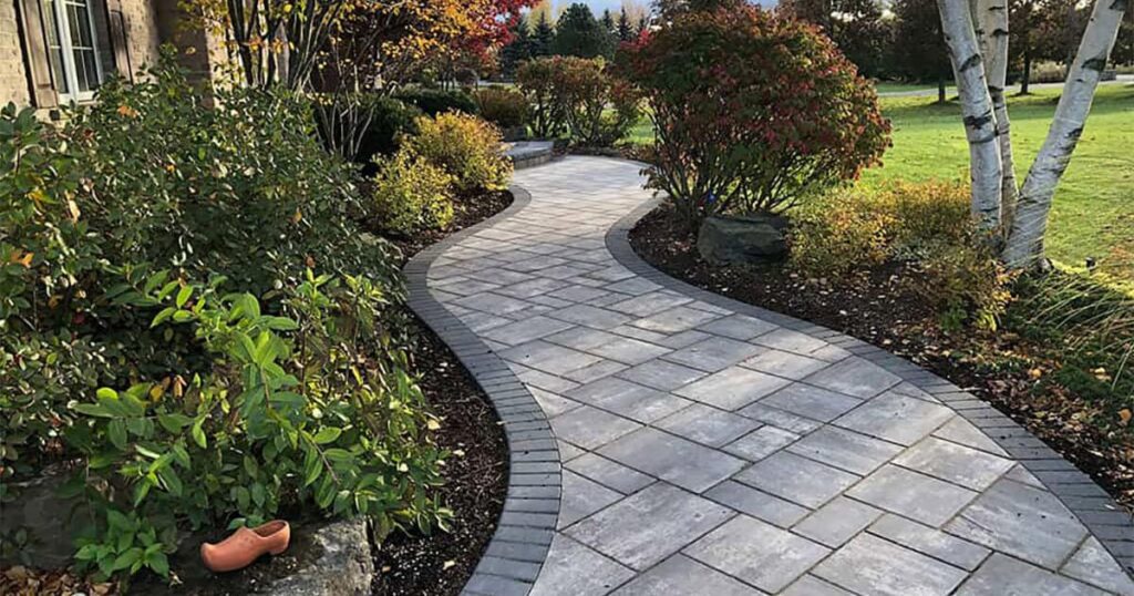 How to curve pavers