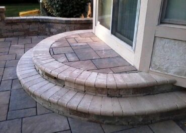 How to Plan for Paver Steps: Design Choices
